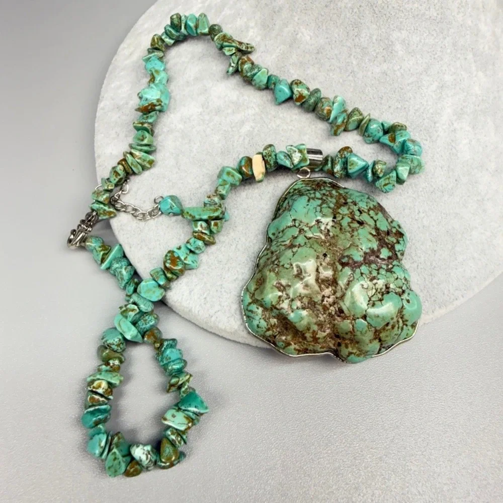 Large Chunky Turquoise Nugget and Chip Pendant Necklace 18